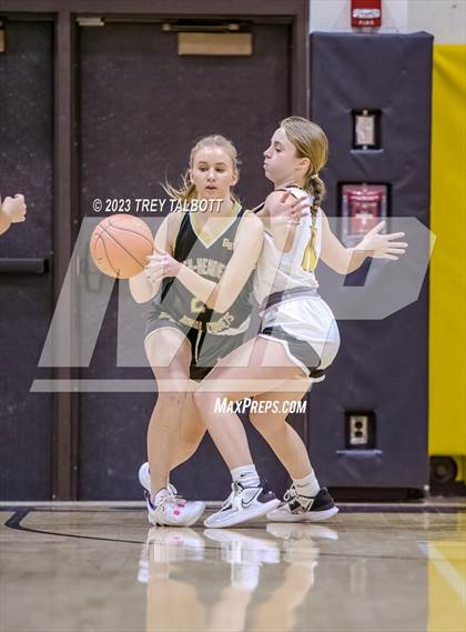 Thumbnail 3 in Rush-Henrietta @ Honeoye Falls-Lima photogallery.