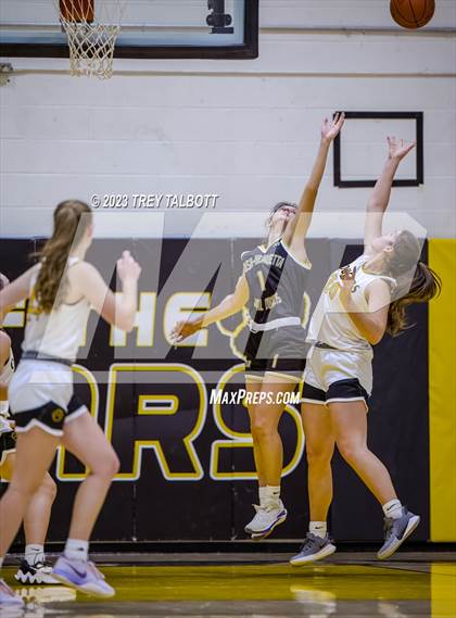Thumbnail 2 in Rush-Henrietta @ Honeoye Falls-Lima photogallery.