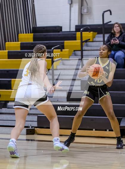 Thumbnail 1 in Rush-Henrietta @ Honeoye Falls-Lima photogallery.