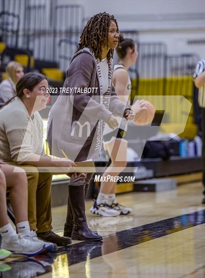 Thumbnail 1 in Rush-Henrietta @ Honeoye Falls-Lima photogallery.