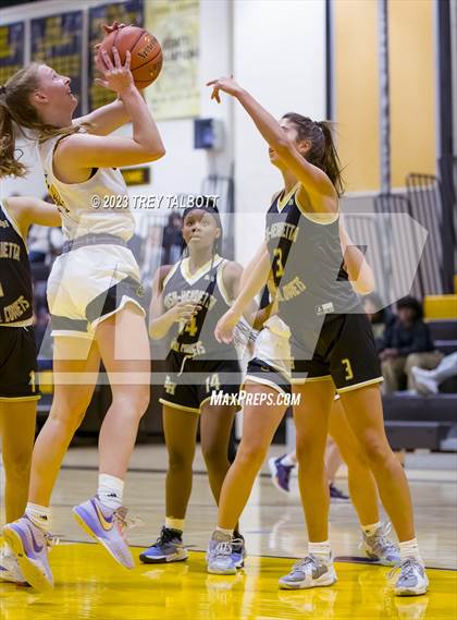 Thumbnail 2 in Rush-Henrietta @ Honeoye Falls-Lima photogallery.