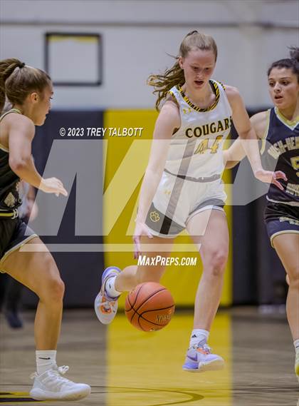 Thumbnail 2 in Rush-Henrietta @ Honeoye Falls-Lima photogallery.