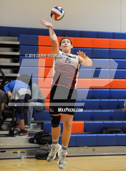 Thumbnail 1 in Prescott vs Red Mountain (Westwood Invitational Tournament) photogallery.