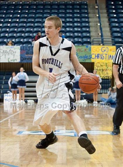 Thumbnail 2 in Foothills Christian vs Maranatha Christian (SDS D5 Final) photogallery.