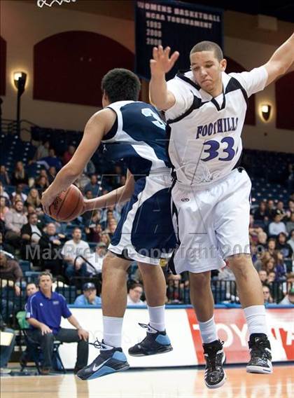Thumbnail 1 in Foothills Christian vs Maranatha Christian (SDS D5 Final) photogallery.