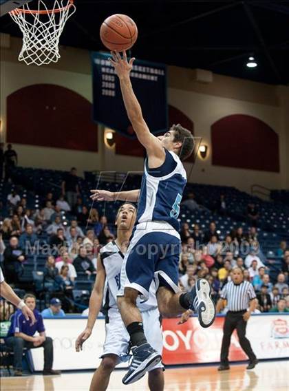 Thumbnail 3 in Foothills Christian vs Maranatha Christian (SDS D5 Final) photogallery.