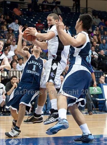Thumbnail 2 in Foothills Christian vs Maranatha Christian (SDS D5 Final) photogallery.