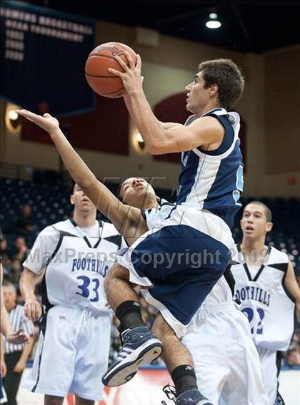 Thumbnail 1 in Foothills Christian vs Maranatha Christian (SDS D5 Final) photogallery.