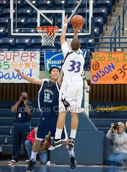 Thumbnail 1 in Foothills Christian vs Maranatha Christian (SDS D5 Final) photogallery.