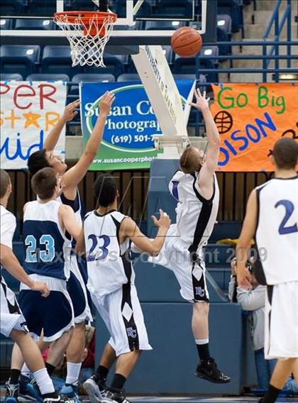 Thumbnail 2 in Foothills Christian vs Maranatha Christian (SDS D5 Final) photogallery.