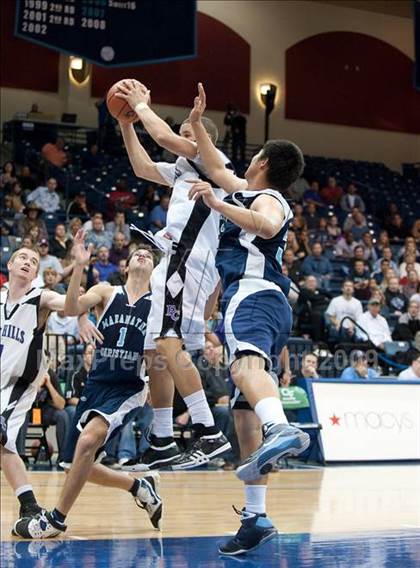 Thumbnail 1 in Foothills Christian vs Maranatha Christian (SDS D5 Final) photogallery.
