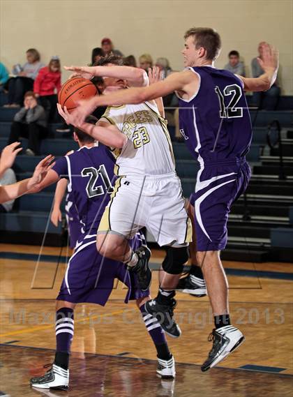 Thumbnail 2 in King's Academy vs. Tamassee-Salem (Seymour Christmas Classic) photogallery.