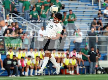 Thumbnail 1 in Walnut Grove vs. Southwest (UIL 5A Soccer Division I Final) photogallery.