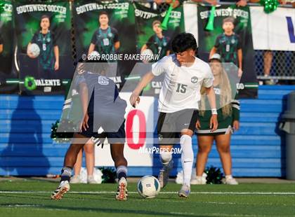 Thumbnail 3 in Walnut Grove vs. Southwest (UIL 5A Soccer Division I Final) photogallery.