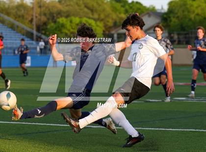 Thumbnail 1 in Walnut Grove vs. Southwest (UIL 5A Soccer Division I Final) photogallery.