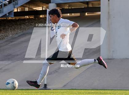 Thumbnail 1 in Walnut Grove vs. Southwest (UIL 5A Soccer Division I Final) photogallery.