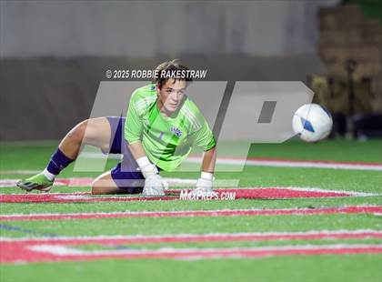 Thumbnail 3 in Walnut Grove vs. Southwest (UIL 5A Soccer Division I Final) photogallery.