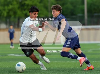 Thumbnail 2 in Walnut Grove vs. Southwest (UIL 5A Soccer Division I Final) photogallery.