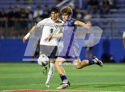 Thumbnail 1 in Walnut Grove vs. Southwest (UIL 5A Soccer Division I Final) photogallery.