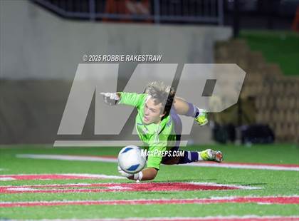 Thumbnail 2 in Walnut Grove vs. Southwest (UIL 5A Soccer Division I Final) photogallery.