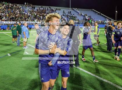 Thumbnail 1 in Walnut Grove vs. Southwest (UIL 5A Soccer Division I Final) photogallery.