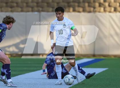 Thumbnail 3 in Walnut Grove vs. Southwest (UIL 5A Soccer Division I Final) photogallery.