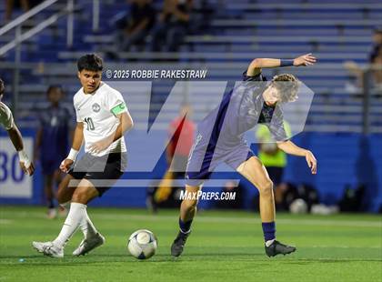 Thumbnail 3 in Walnut Grove vs. Southwest (UIL 5A Soccer Division I Final) photogallery.