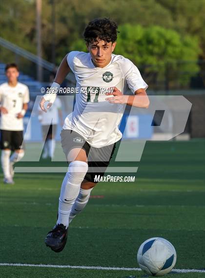 Thumbnail 1 in Walnut Grove vs. Southwest (UIL 5A Soccer Division I Final) photogallery.