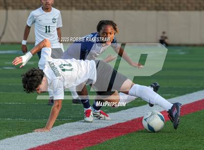 Thumbnail 1 in Walnut Grove vs. Southwest (UIL 5A Soccer Division I Final) photogallery.