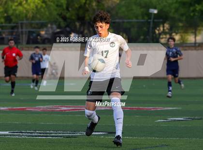 Thumbnail 3 in Walnut Grove vs. Southwest (UIL 5A Soccer Division I Final) photogallery.