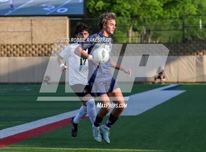 Thumbnail 3 in Walnut Grove vs. Southwest (UIL 5A Soccer Division I Final) photogallery.