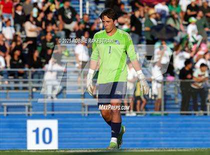 Thumbnail 1 in Walnut Grove vs. Southwest (UIL 5A Soccer Division I Final) photogallery.