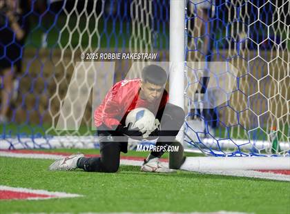 Thumbnail 2 in Walnut Grove vs. Southwest (UIL 5A Soccer Division I Final) photogallery.