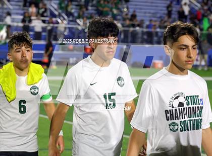 Thumbnail 2 in Walnut Grove vs. Southwest (UIL 5A Soccer Division I Final) photogallery.