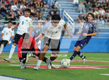 Thumbnail 1 in Walnut Grove vs. Southwest (UIL 5A Soccer Division I Final) photogallery.