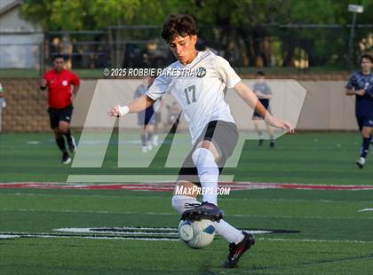 Thumbnail 1 in Walnut Grove vs. Southwest (UIL 5A Soccer Division I Final) photogallery.