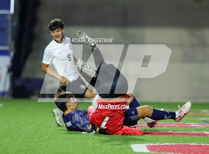 Thumbnail 1 in Walnut Grove vs. Southwest (UIL 5A Soccer Division I Final) photogallery.
