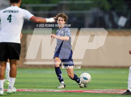 Thumbnail 3 in Walnut Grove vs. Southwest (UIL 5A Soccer Division I Final) photogallery.