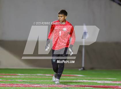Thumbnail 2 in Walnut Grove vs. Southwest (UIL 5A Soccer Division I Final) photogallery.