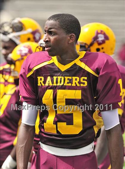 Thumbnail 3 in Skyline vs. Glades Central (Gridiron Challenge) photogallery.