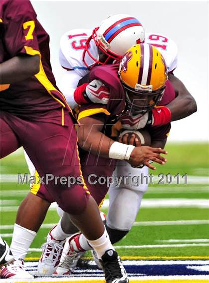 Thumbnail 3 in Skyline vs. Glades Central (Gridiron Challenge) photogallery.