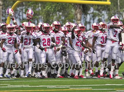 Thumbnail 2 in Skyline vs. Glades Central (Gridiron Challenge) photogallery.