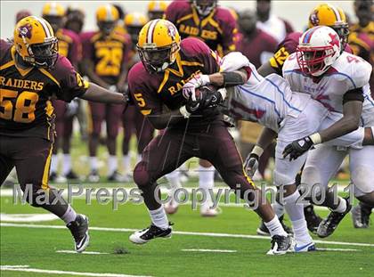 Thumbnail 1 in Skyline vs. Glades Central (Gridiron Challenge) photogallery.