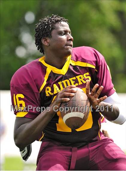 Thumbnail 3 in Skyline vs. Glades Central (Gridiron Challenge) photogallery.