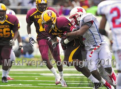 Thumbnail 1 in Skyline vs. Glades Central (Gridiron Challenge) photogallery.