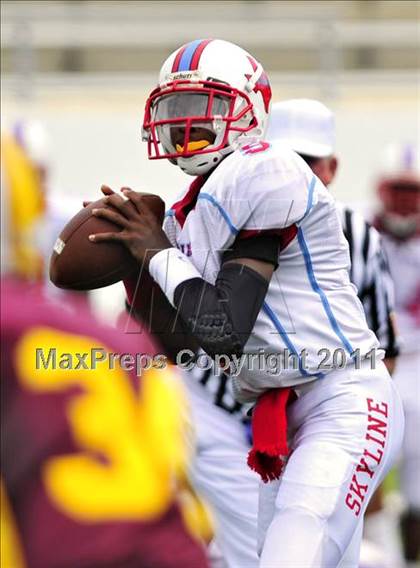 Thumbnail 1 in Skyline vs. Glades Central (Gridiron Challenge) photogallery.