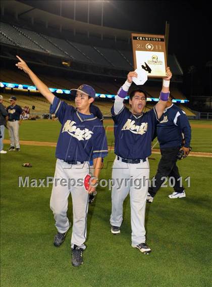 Thumbnail 2 in JW North vs. Esperanza (CIF SS D1 Final) photogallery.