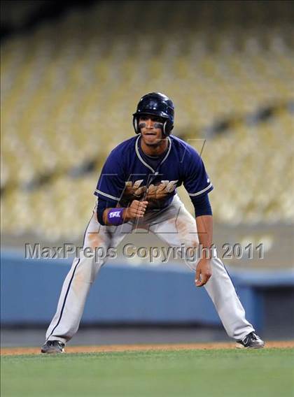Thumbnail 3 in JW North vs. Esperanza (CIF SS D1 Final) photogallery.