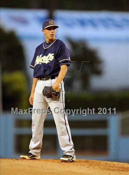 Thumbnail 3 in JW North vs. Esperanza (CIF SS D1 Final) photogallery.