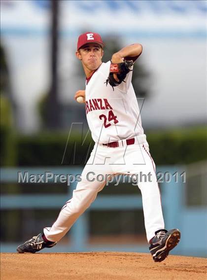 Thumbnail 3 in JW North vs. Esperanza (CIF SS D1 Final) photogallery.